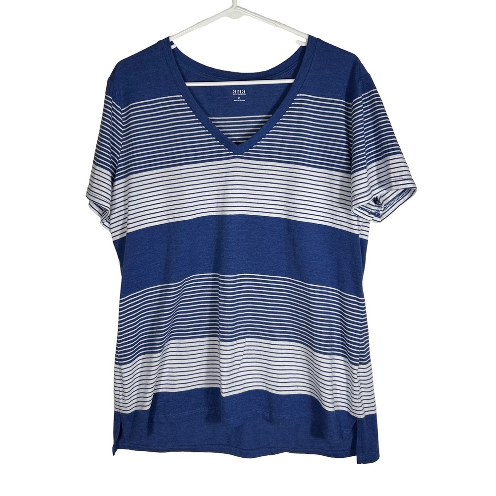 a.n.a A New Approach Blue White Striped V-Neck Short Sleeve T-Shirt XL